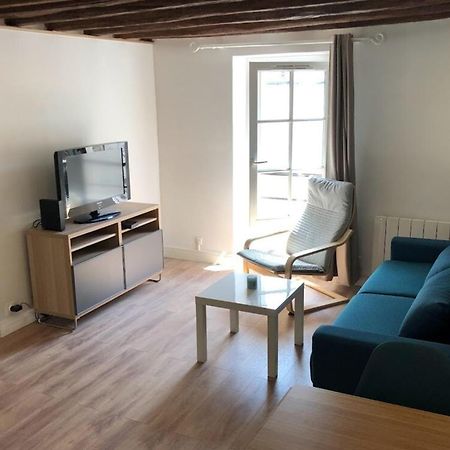 Fontainebleau - Chez Julienアパートメント エクステリア 写真